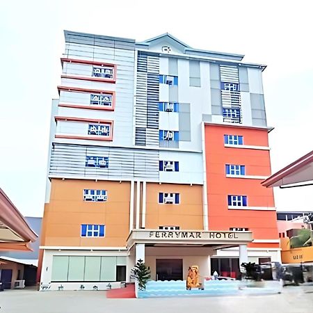 Ferrymar Hotel Iloilo Exterior photo