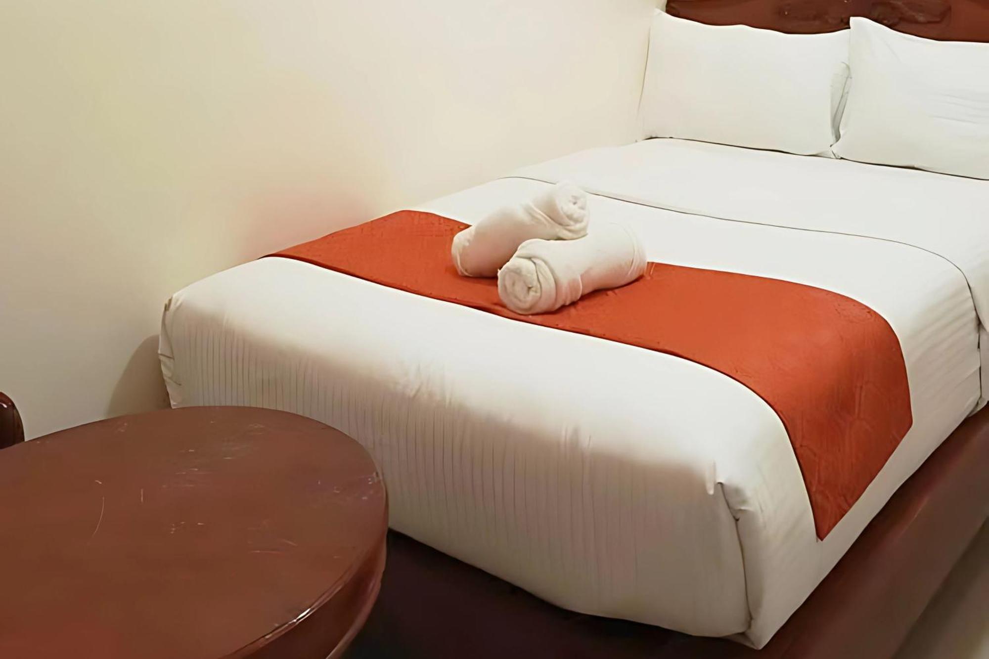 Ferrymar Hotel Iloilo Room photo