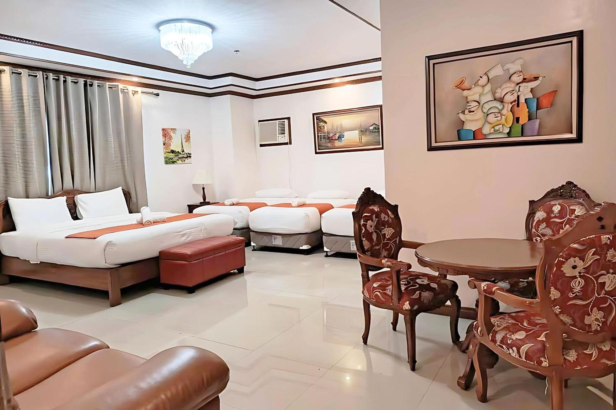 Ferrymar Hotel Iloilo Room photo